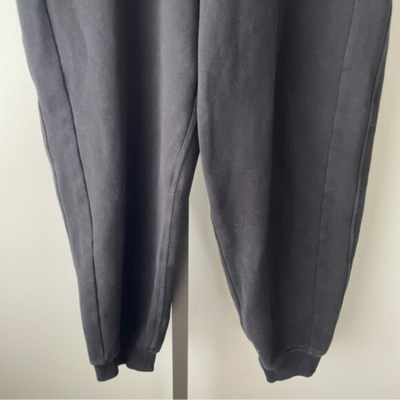 Lululemon Team Canada High Rise Jogger Size 8 - Picture 6 of 8